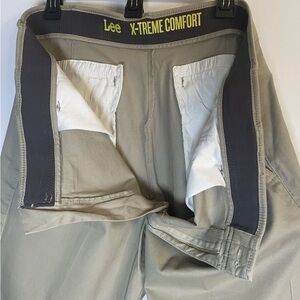 Lee X-Treme Comfort Men's Khakis - Gray